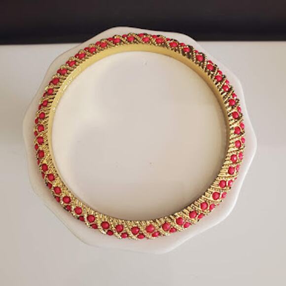 Lilly‎ Pulitzer Woven Gold Plated Bangle Bracelet with Coral Accent Stones - Picture 4 of 5